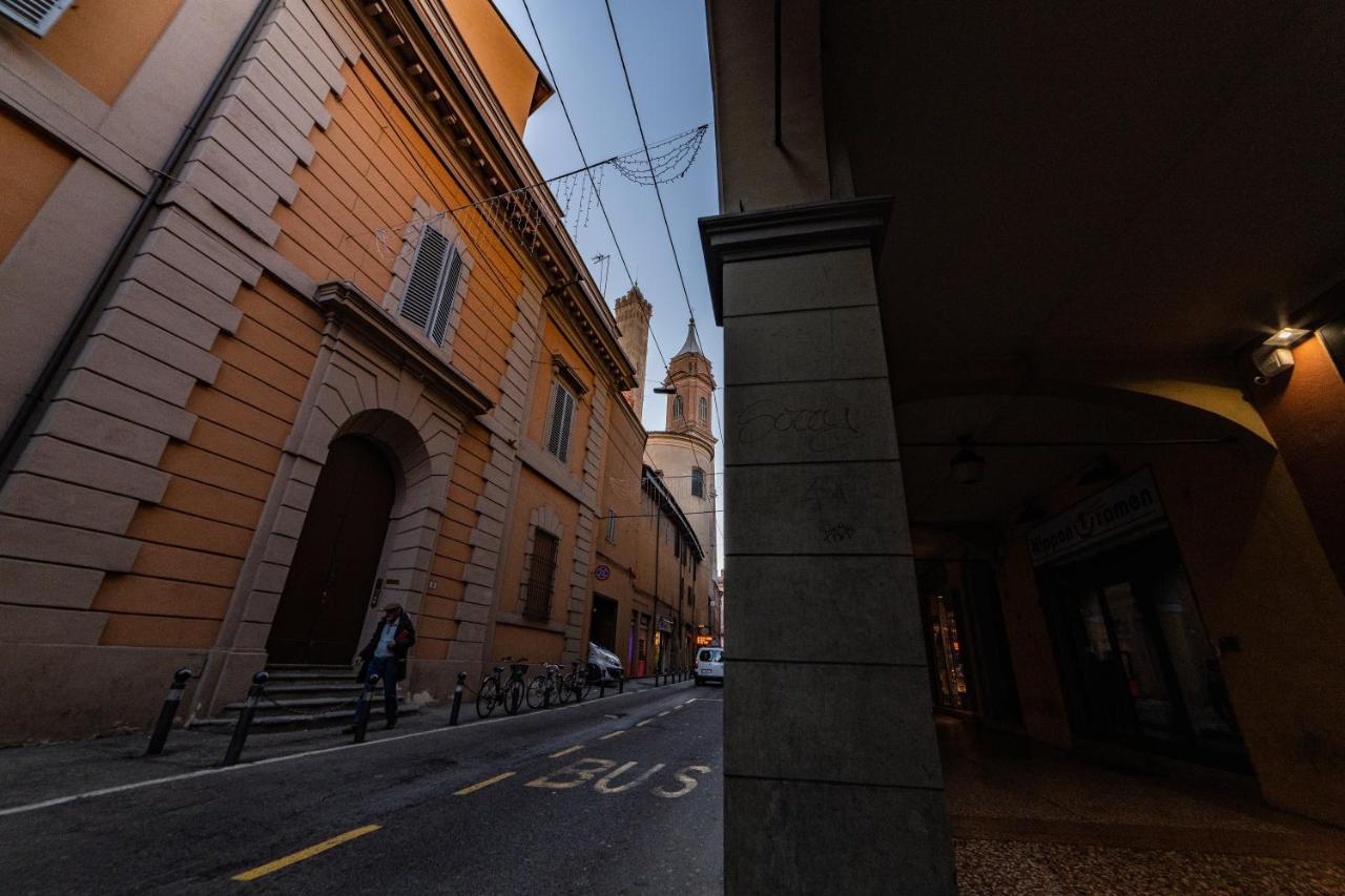 Morgana Sotto Le Torri Centro Storico Appartement Bologna Buitenkant foto